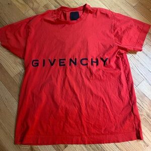 Givenchy T Shirt